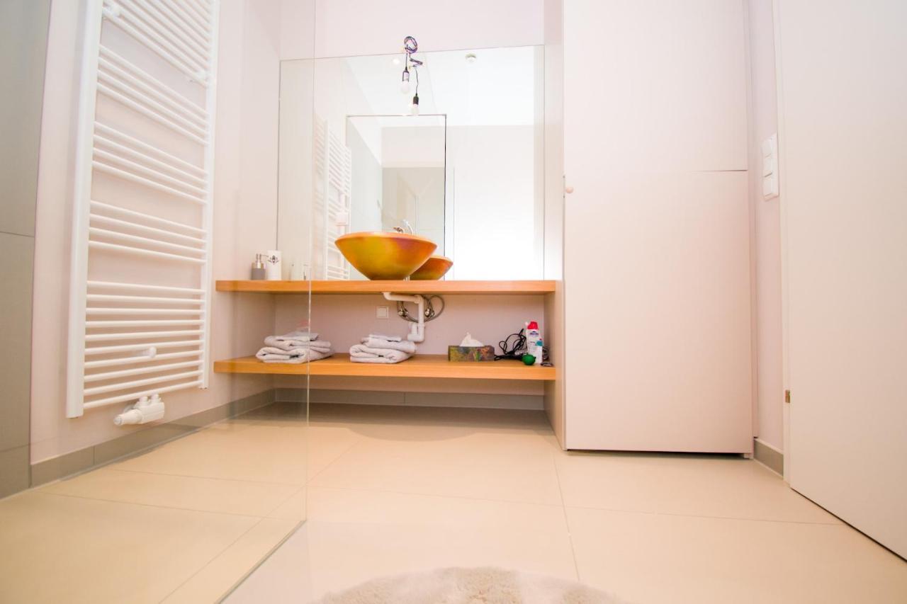 Das Torhaus Feldbach  Ngoại thất bức ảnh