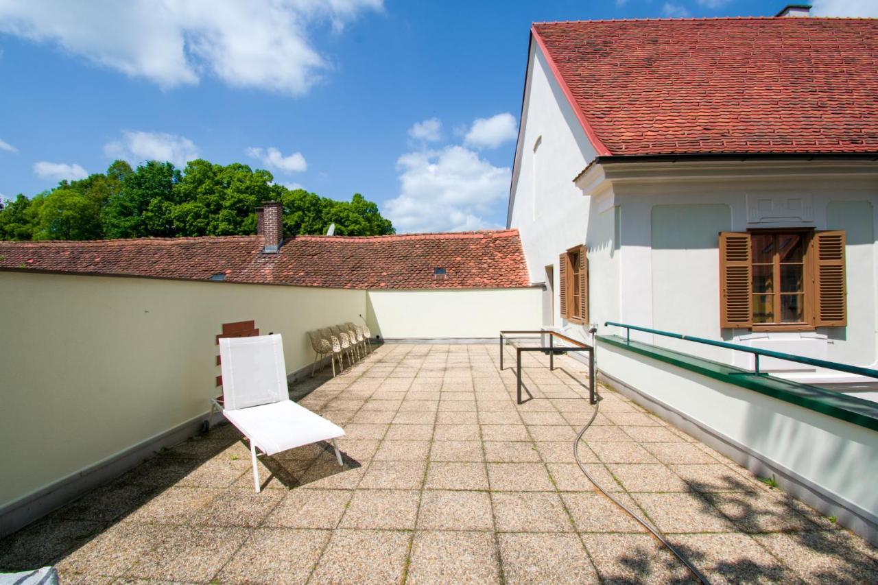 Das Torhaus Feldbach  Ngoại thất bức ảnh