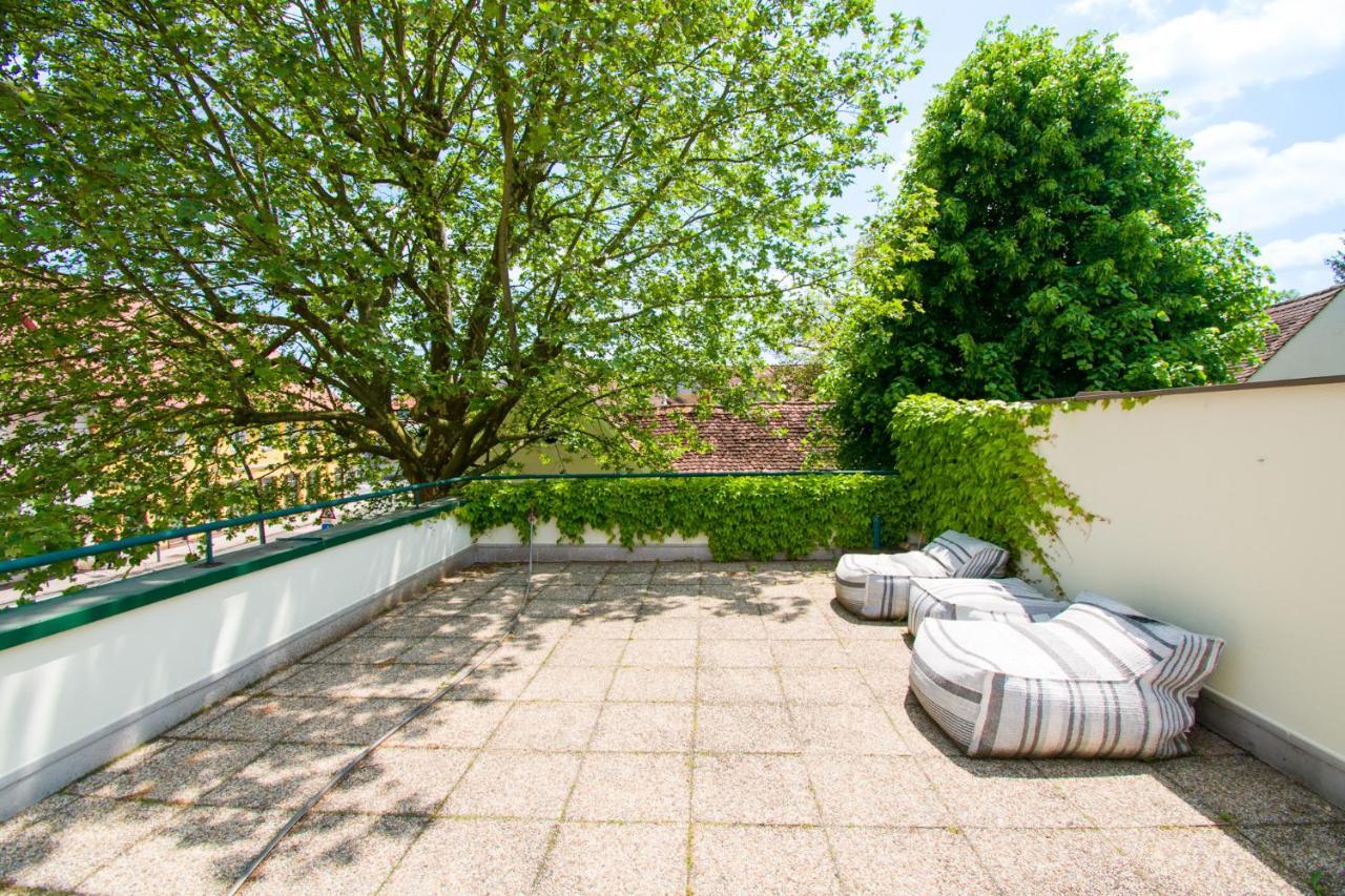 Das Torhaus Feldbach  Ngoại thất bức ảnh